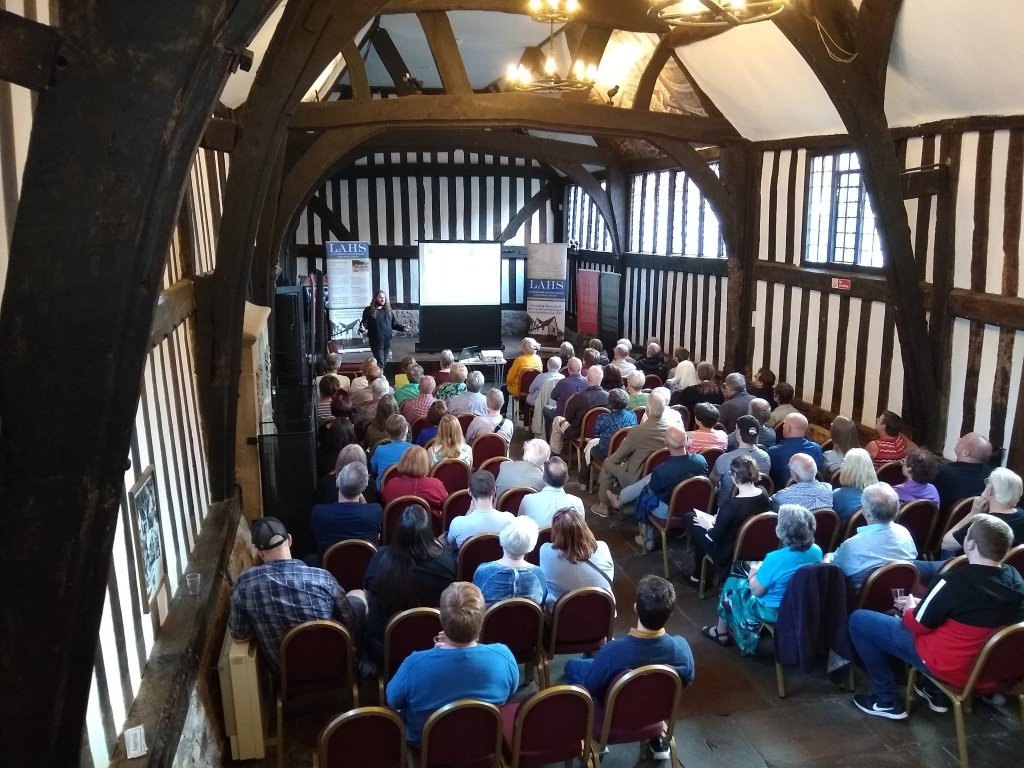 Should anyone be involved in groups or societies which host experienced public speakers I'm open to offers to natter either online or in-person 😁

More details (inc. portfolio of subjects) in the link, but if historic buildings are your thing lets talk 🙂
…iskeleheritage.triskelepublishing.com/public-talks/