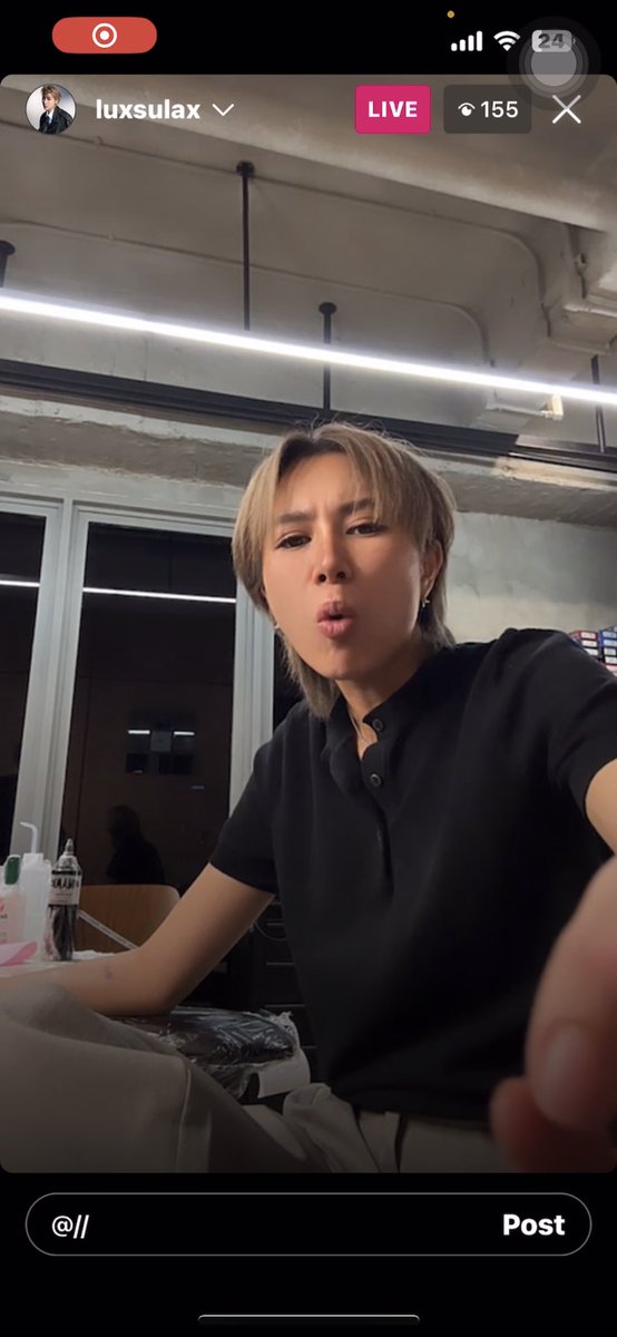notssakuu's tweet photo. @Luxsulaxx โห่เริ่ดด เเต่เบื้องหลังการสักก็…… https://t.co/BrVYFjwdcs