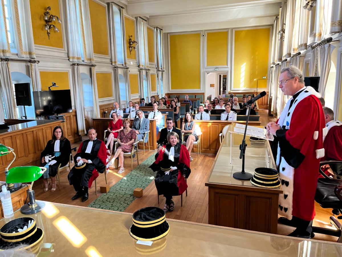 PG_CA_Bourges's tweet photo. - M. Loïc EYRIGNAC, ancien procureur de la République près le tribunal de Montluçon, installé comme secrétaire général du parquet général ;
- Mme Aude BREESE, ancienne auditrice de justice @ENM_France, installée comme substitute placée auprès du procureur général. https://t.co/MGXam0cRhr