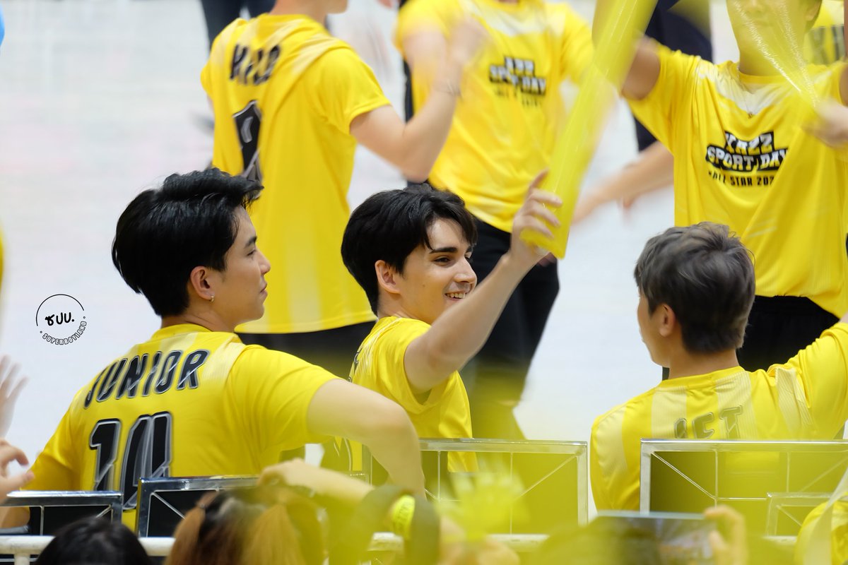 SuperboyLand's tweet photo. #เจ็ทแลค 
#JuniorRNK 
#เฟอร์กี้ไม่ใช่เฟอร์บี้ https://t.co/Fh9rnjseb7
