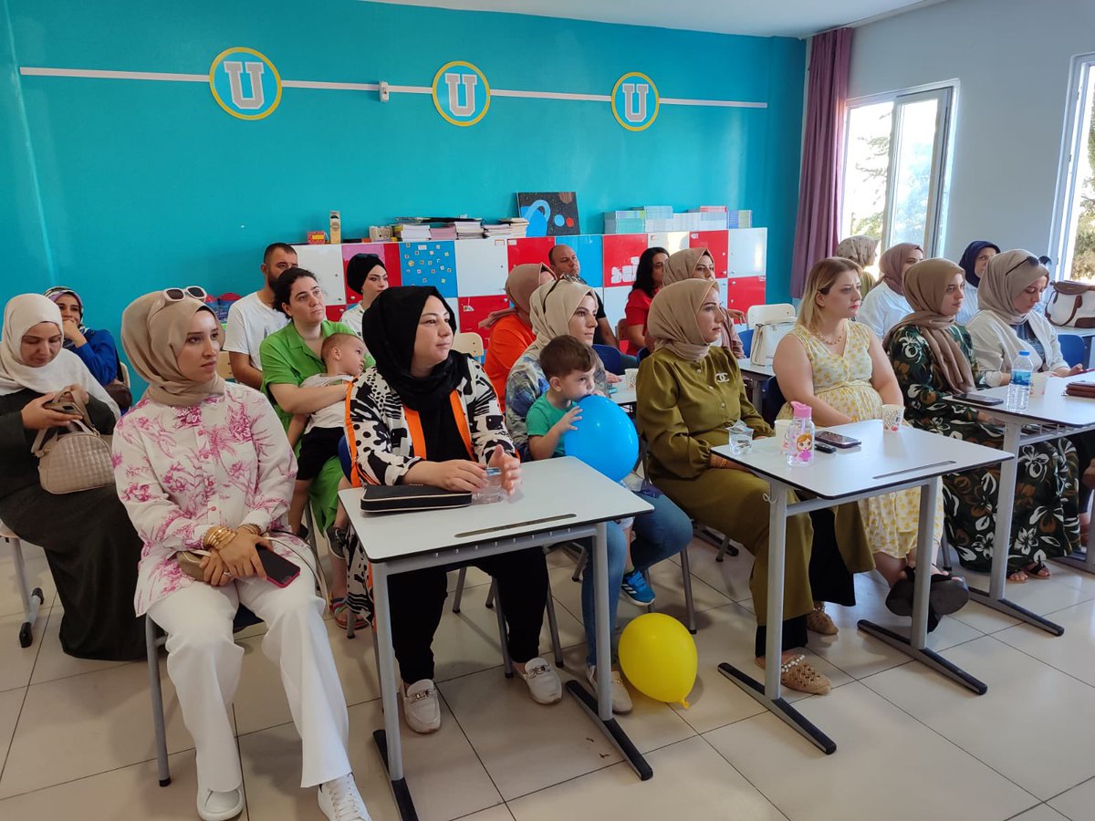 UOKahta's tweet photo. Kampüs müdürümüz Fatma ESKİCİ “Veli Bilgilendirme Tanıtım Toplantısı” Okul Psikolojik Danışmanımız Meryem YILDIZ “İlk gün Kaygısı Semineri” gerçekleştirildi. 
Katılım sağlayan bütün velilerimize teşekkür ederiz 💜@MUSTAFACAKIR28 @adilkurt9 @Ebru_Divrik @fatma_eskici_ https://t.co/phNmCnrVXL