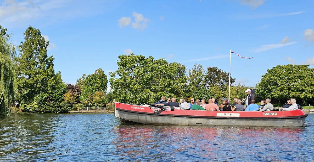 Veilingmeesters merken het al snel als iedereen na de zomer weer terug in het gareel moet, zegt veilingmeester Planten Elmar Nonkes. De aantallen op de klok trekken aan en de prijsvorming meestal ook. Verder heeft hij nog een leuke tip voor een teamuitje.
royalfloraholland.com/nieuws-2023/we…