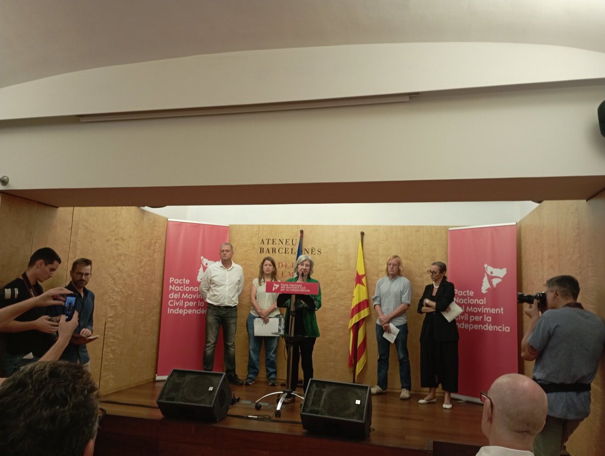 Debat Constituent tweet media