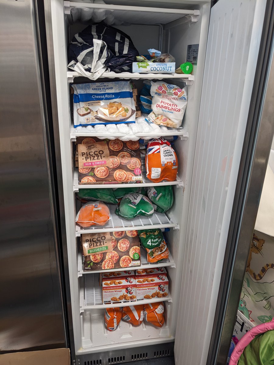 🏳️🌈 Drumbrae Library Hub is jazzy now🏳️🌈 (@drumbrael) on Twitter photo We've had a huge delivery of freezer food from <a href="/TummiesNtTrash/">Tummies Not Trash</a>
If you want a pizza the action, (cheese) roll down to the library and ask at the desk for any fresh stuff. Please bring your own bag and ask at the desk so we can show you through to the freezer. We've had a huge delivery of freezer food from <a href="/TummiesNtTrash/">Tummies Not Trash</a>
If you want a pizza the action, (cheese) roll down to the library and ask at the desk for any fresh stuff. Please bring your own bag and ask at the desk so we can show you through to the freezer.