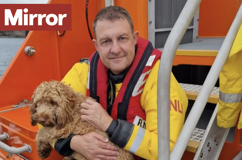 PeoplesPetAward's tweet photo. In this week's #PetClub, we meet Cavapoo Floyd who had a lucky escape when he was rescued by a kayaker after falling from a cliff. 🐶 

Read the full story: https://t.co/aFI9o64lwh

@DailyMirror @WebboxPetFood #peoplespetawards https://t.co/jBHo6mVdHt