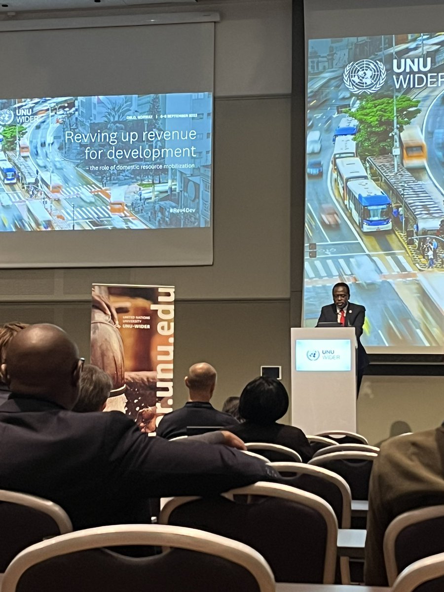 annalena_oppel's tweet image. Poverty is a man made problem. #rev4dev