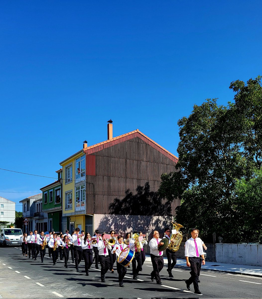 Festa dos Remedios en Antas.
A Banda de Música hoxe xoga na casa!