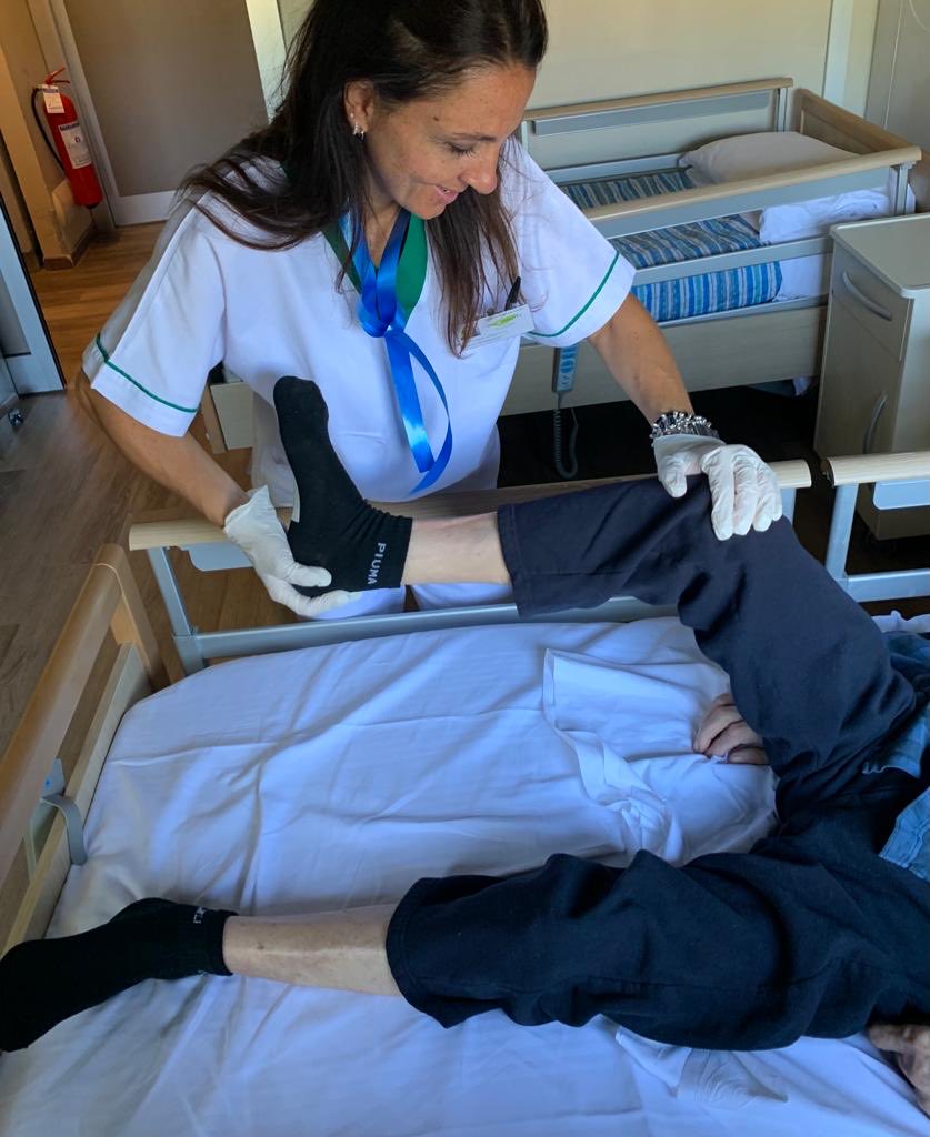AuxiliumCoop's tweet photo. #8settembre Giornata Mondiale della #fisioterapia, una professione fondamentale per il diritto alla #salute. Un pensiero ai tanti #fisioterapisti di #coopauxilium che lavorano a casa dei pazienti, negli ospedali, nelle RSA, nei centri di riabilitazione #fnofi #WorldPTDay https://t.co/jVpzU1Kyxu