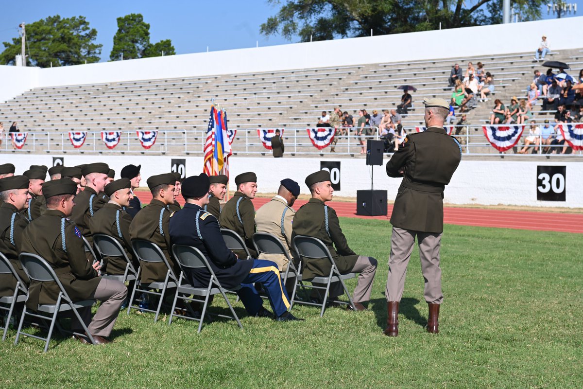 199th Infantry "Leader Brigade" tweet media