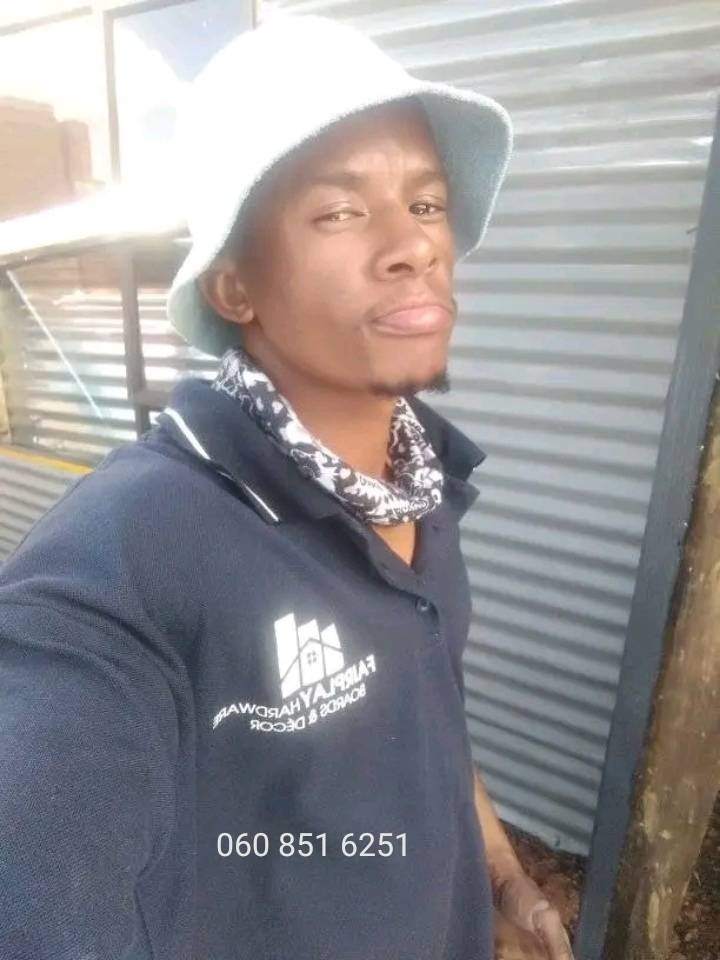 KasiEconomy's tweet photo. This is Tebogo from Mabopane  township in Pretoria. He builds Luxury shacks and they cost R1000 per room and he employs 2 people. https://t.co/Bsz7oPuBm7