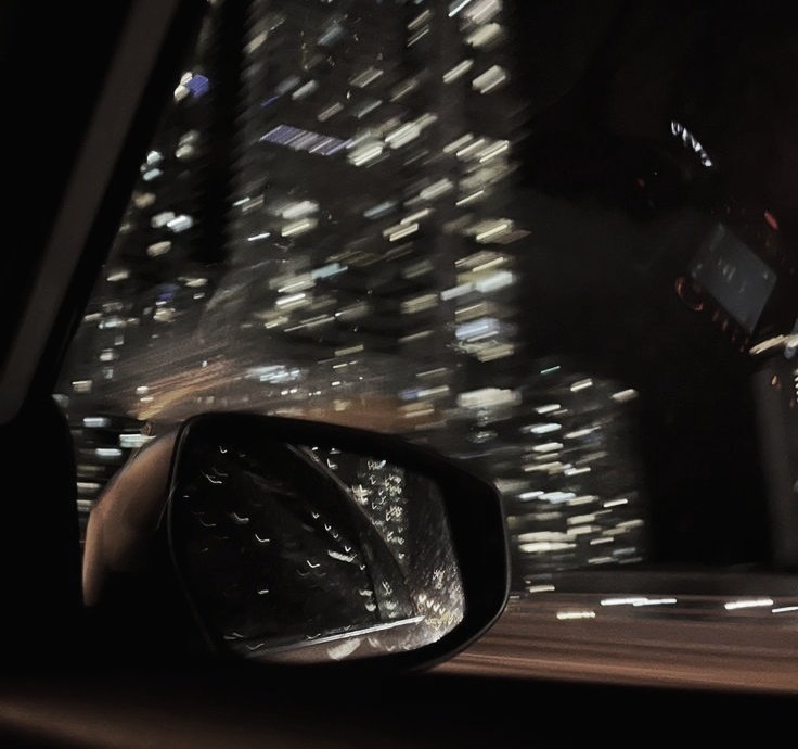 NI_KISTUDIO's tweet photo. city lights and night vibe #NI_KI #니키 https://t.co/h2aUXD765q