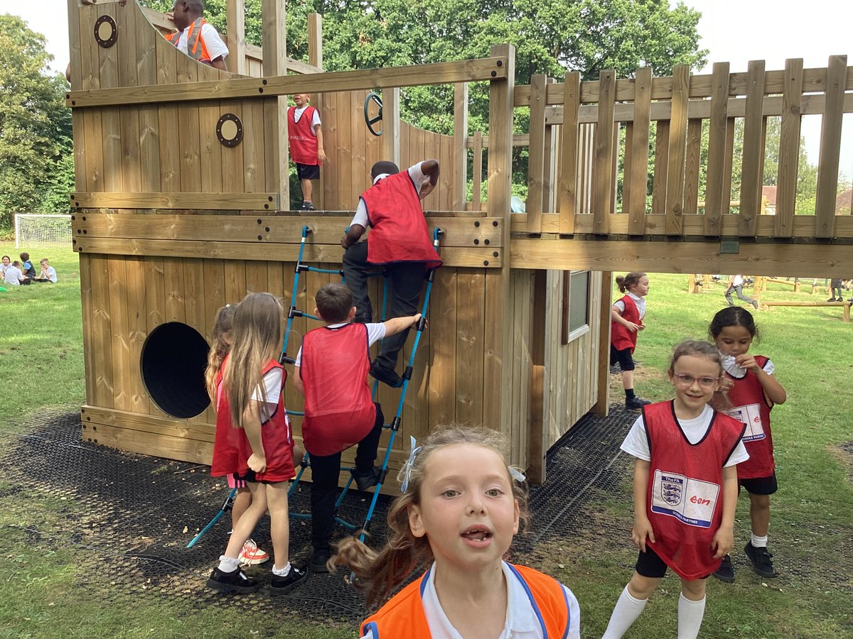 Year 2 thoroughly enjoyed clambering around our very own pirate ship to celebrate the end of a fantastic first week back <a href="/FirbeckPrimary/">Firbeck Academy</a> #FabulousFirbeck