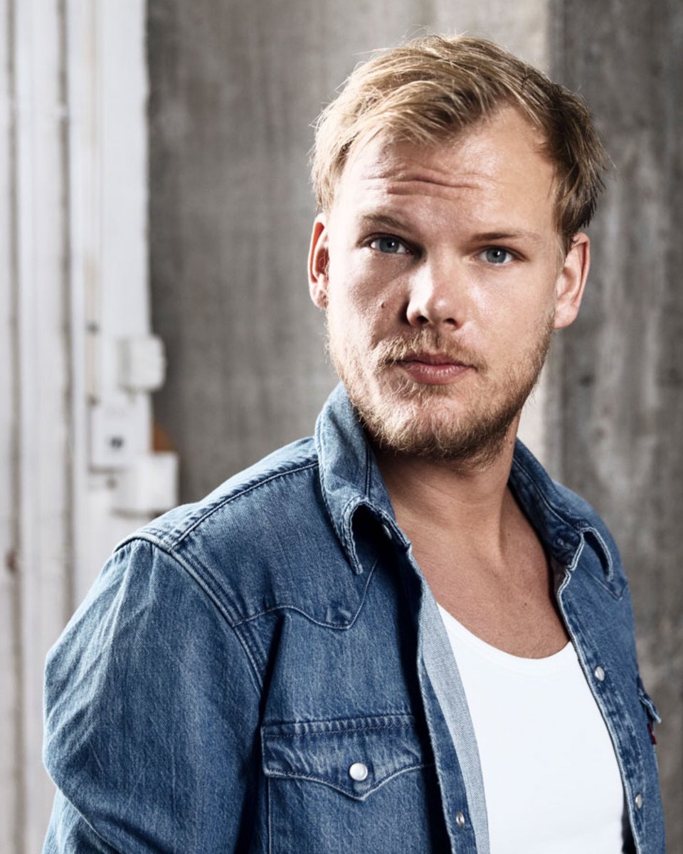 EDMManiac's tweet photo. Happy birthday, Tim aka Avicii. We miss you every single day. Forever in our hearts 💜🎶 https://t.co/4l5Sa75nZi