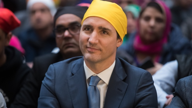 BaazNewsOrg's tweet photo. BREAKING | PM @JustinTrudeau shared with reporters today as he travels to India for the G20 that he will bring up the issue of Indian foreign interference in Canada, which primarily targets the Sikh Canadian community. India is a top actor for foreign interference in Canada. https://t.co/P5rfc3Iyag