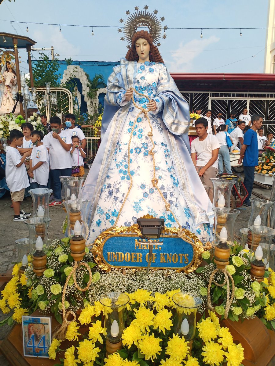 eyronfebris's tweet photo. Happy birthday Mama Mary 🙏🏼
#Maryundoerofknots https://t.co/d1wqaeOBLq