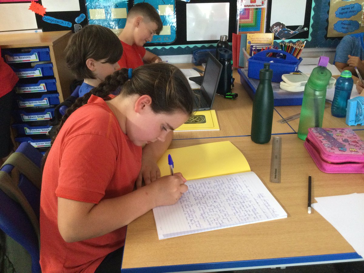 What a fantastic week we have had in Year 6. We have been learning about our brilliant brains, writing adventure stories and thinking about what we would like to learn about Wicked Weather. We created a jam board on the chrome books. <a href="/PentrepoethPrim/">Pentrepoeth Primary</a> <a href="/PPSMrsSymes/">Mrs. G.  Symes</a>