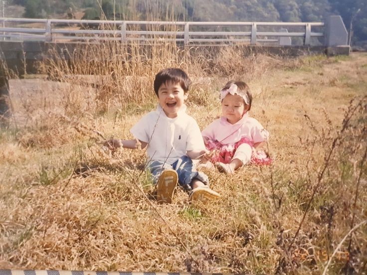 moonbinaah's tweet photo. Binnie, 
it's your sister's birthday...
Her first birthday without you. 
My thoughts are with her. 
I wish, I could take her burden and sadness away. 
Important days like this, make it especially clear that you're gone. I'm so incredibly sorry for her... 
I wish her all the best and that she is the happiest today. 
Exactly the same thing you want for her too, right?