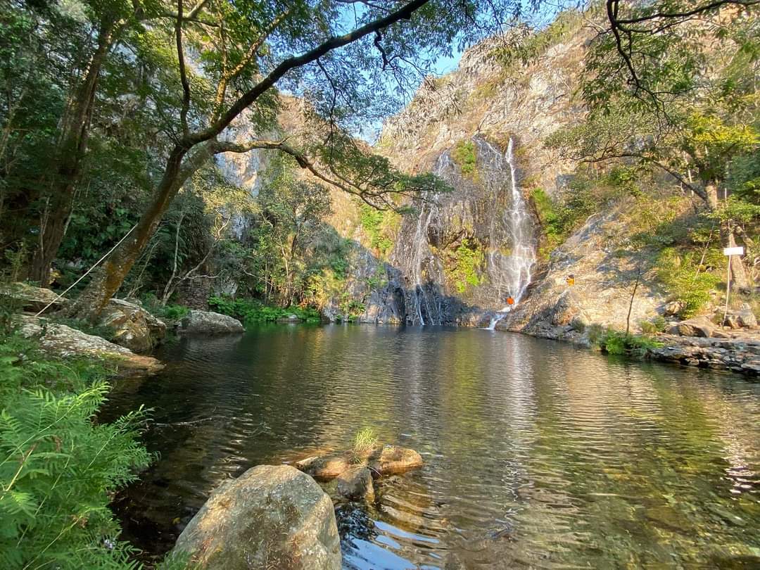 Here is wishing you a serene summer weekend. 
Have you visited Tessa's Pool in Chimanimani? If not, then mark it as one refreshing destination after a worthwhile day of business engagements.
#MeetInZim
#BusinessTourism
#IncentiveTravel #EasternHighlands
📸 Nyanga Holiday Homes