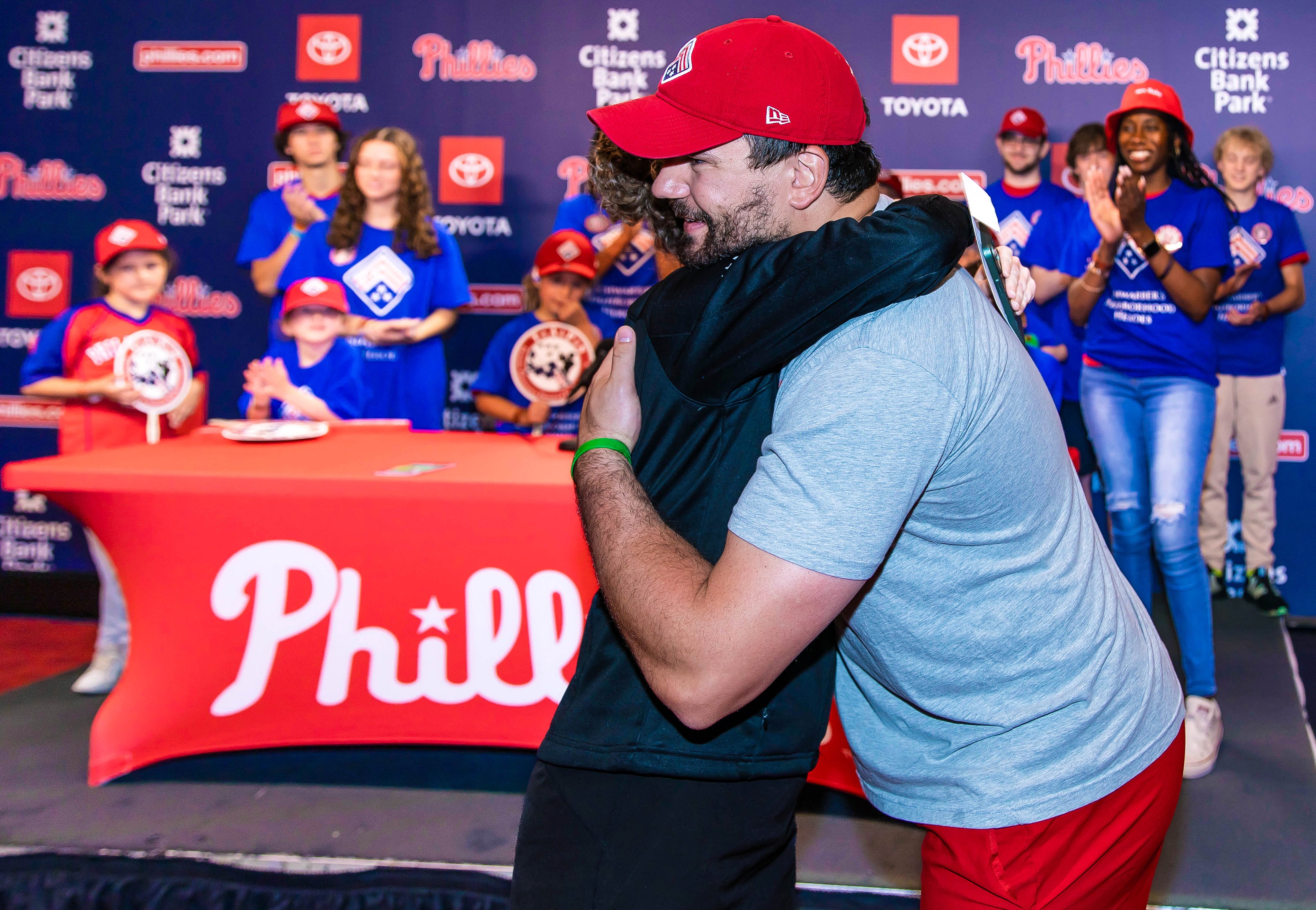 Philadelphia Phillies on X: For his extraordinary character, community  involvement, philanthropy and positive contributions, both on and off the  field, Kyle Schwarber is our 2023 Roberto Clemente Award nominee. 🔗