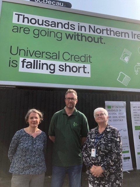 Food banks are seeing the highest ever level of need because incomes are too low for people to afford the essentials.

Lynda our Faith Project Coordinator visited the Trussell Trust stall today to support their #GuaranteeOurEssentials campaign.

No one should go without.