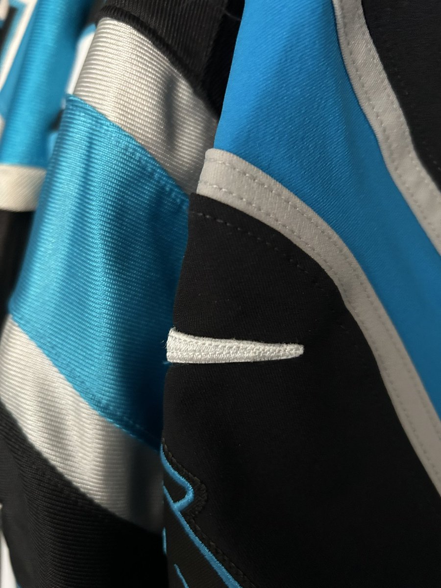 dmcland72's tweet photo. For the curiousโฆ
1st pic: TD authentic vs #ProcessBlue
2nd pic: Sam Mills Mitchell & Ness 1996 throwback with #ProcessBlue https://t.co/Fd8CcCQg8L