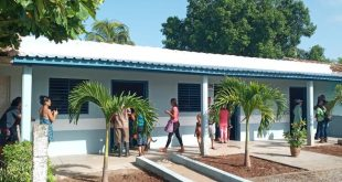 En lo que va de año en Sancti Spíritus se han realizado acciones en 45 comunidades en situación de vulnerabilidad, donde se han beneficiado unos 36 600 pobladores de los ocho municipios» #SanctiSpíritusEnMarcha. #CabaiguánEduca