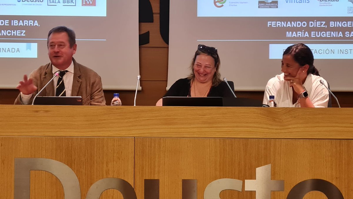 Inaguraron: #MariaEugeniaSalaverri  (Presidenta de la AEE/EIE) #BingenZupiria @ZupiriaB  (Consejero de Cultura del Gobierno Vasco) #PedroSanchez <a href="/CEDROenlinea/">CEDRO</a>   (Director de socios de CEDRO) #FernandoDiez (Director de publicaciones de la Universidad de Deusto <a href="/udeusto_bilbo/">uDeusto Bilbao</a> ) 👏