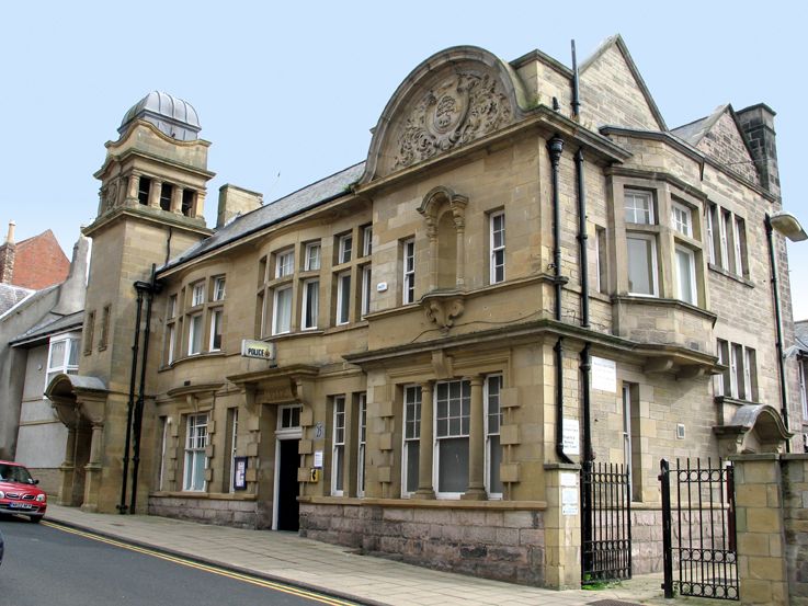 BERWICK MAGISTRATES COURT
We are delighted this #HeritageOpenDays to offer you the opportunity to get inside Berwick Magistrates Court. #freetoexplore
⏰Fri 15 Sept 1pm - 4pm