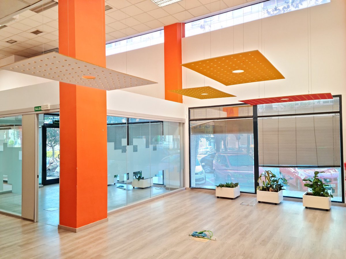 edialsa's tweet image. Get your workplace ready in prime business location only a short walk to the beach🌴Available #Offices 🏢 in #Alicante a beautiful Mediterranean city where you can go walking to the office 🌞CostaBlanca Spain #alquiler #oficinas #realestatenews #RealEstate #inmobiliario @edialsa