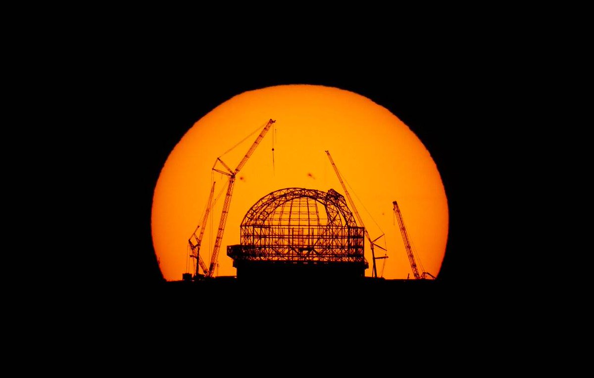 SINC (@agencia_sinc) on Twitter photo En el observatorio Paranal, donde está el telescopio VLT, se preparan para automatizar procesos y liberar recursos que se necesitaran para operar el mucho más complejo ELT, que se construye a unos 20 km <a href="/jcorrals/">Jesus Corral Santana</a> <a href="/GregorioItziar/">Itziar de Gregorio-Monsalvo</a>
✍ <a href="/alexmunofer/">Alejandro Muñoz</a>
👉 agenciasinc.es/Reportajes/El-… En el observatorio Paranal, donde está el telescopio VLT, se preparan para automatizar procesos y liberar recursos que se necesitaran para operar el mucho más complejo ELT, que se construye a unos 20 km <a href="/jcorrals/">Jesus Corral Santana</a> <a href="/GregorioItziar/">Itziar de Gregorio-Monsalvo</a>
✍ <a href="/alexmunofer/">Alejandro Muñoz</a>
👉 agenciasinc.es/Reportajes/El-…