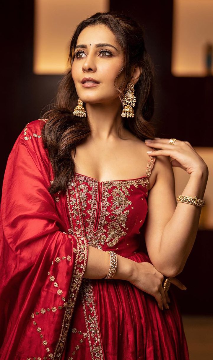 F5g7phwXAAAln5E?format=jpg&name=large