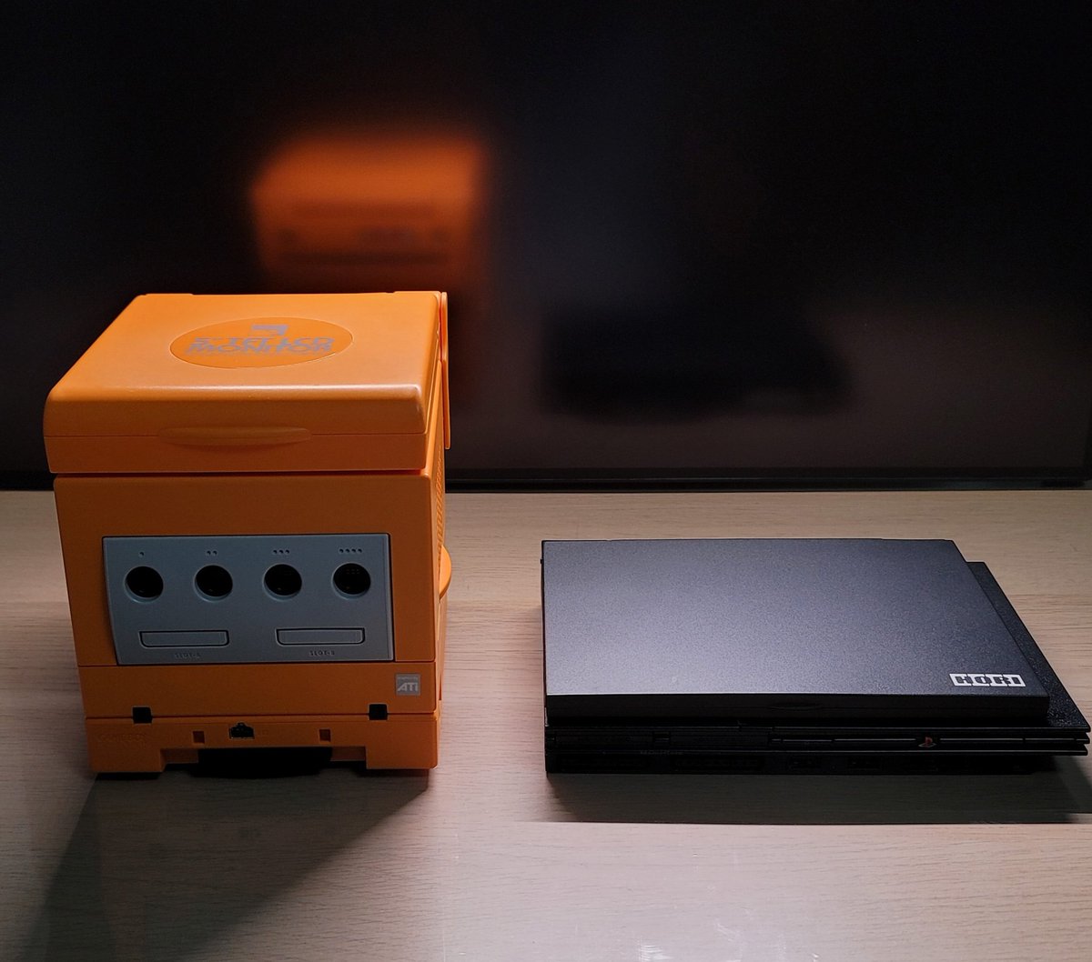 FreedomWing8's tweet photo. ＃Nintendo #GameCube #sony #PlayStation https://t.co/zB3XY0nNAH