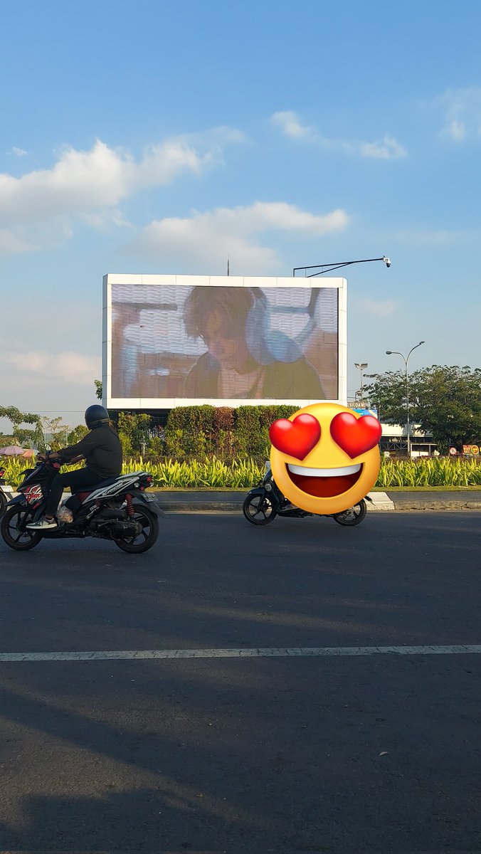 BTS V SOLO ALBUM ADS at CPI MAKASSAR INDONESIA ♡♡♡ WHAT A MARVELOUS VIDEO TRON BY ARMY FROM MAKASSAR. @bts_bighit @BTS_twt