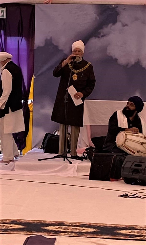 The Lord Mayor and Lady Mayoress attended the 80 years remembrance of Baba Nand Singh Ji (Kaleran Waleh) on 27th August. The event took place at Babe Ke Farm and was attended by over 500 people.