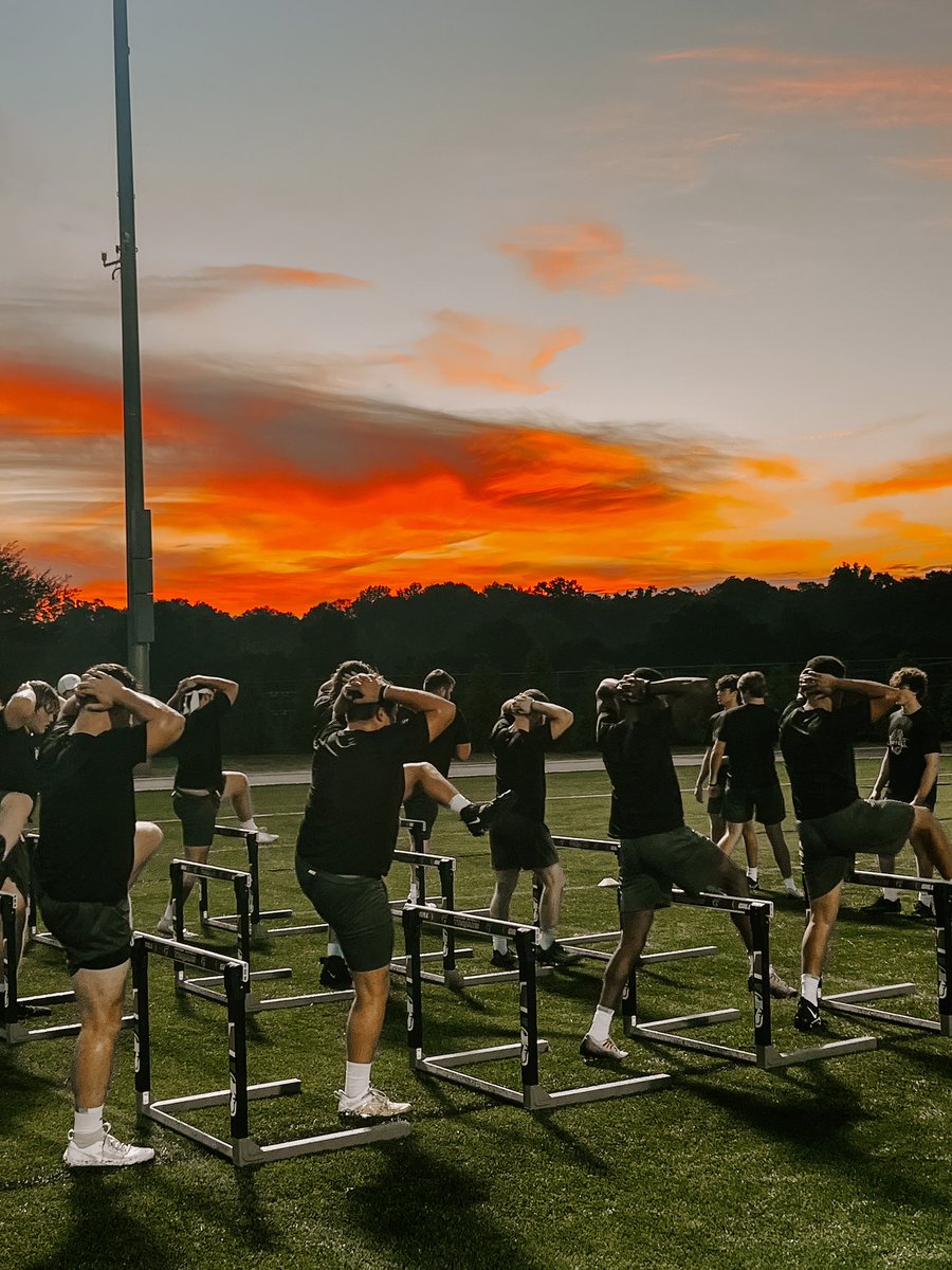Up and at ‘em this morning!

#AUthentic
