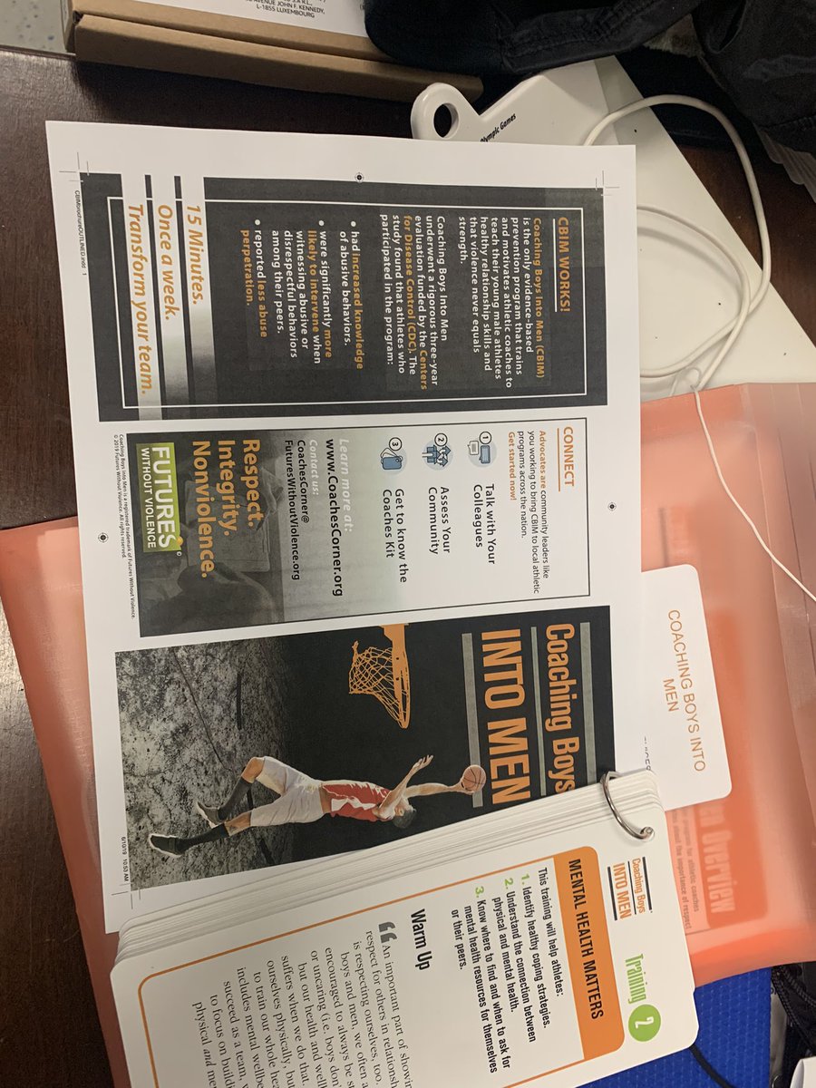 FootballHillers's tweet photo. This weeks Character session was a CBIM lesson on Mental Health. Great dialogue between players and coaches. Person-Student-Player.
#MTC #CBIM. https://t.co/ftQuk7G24l