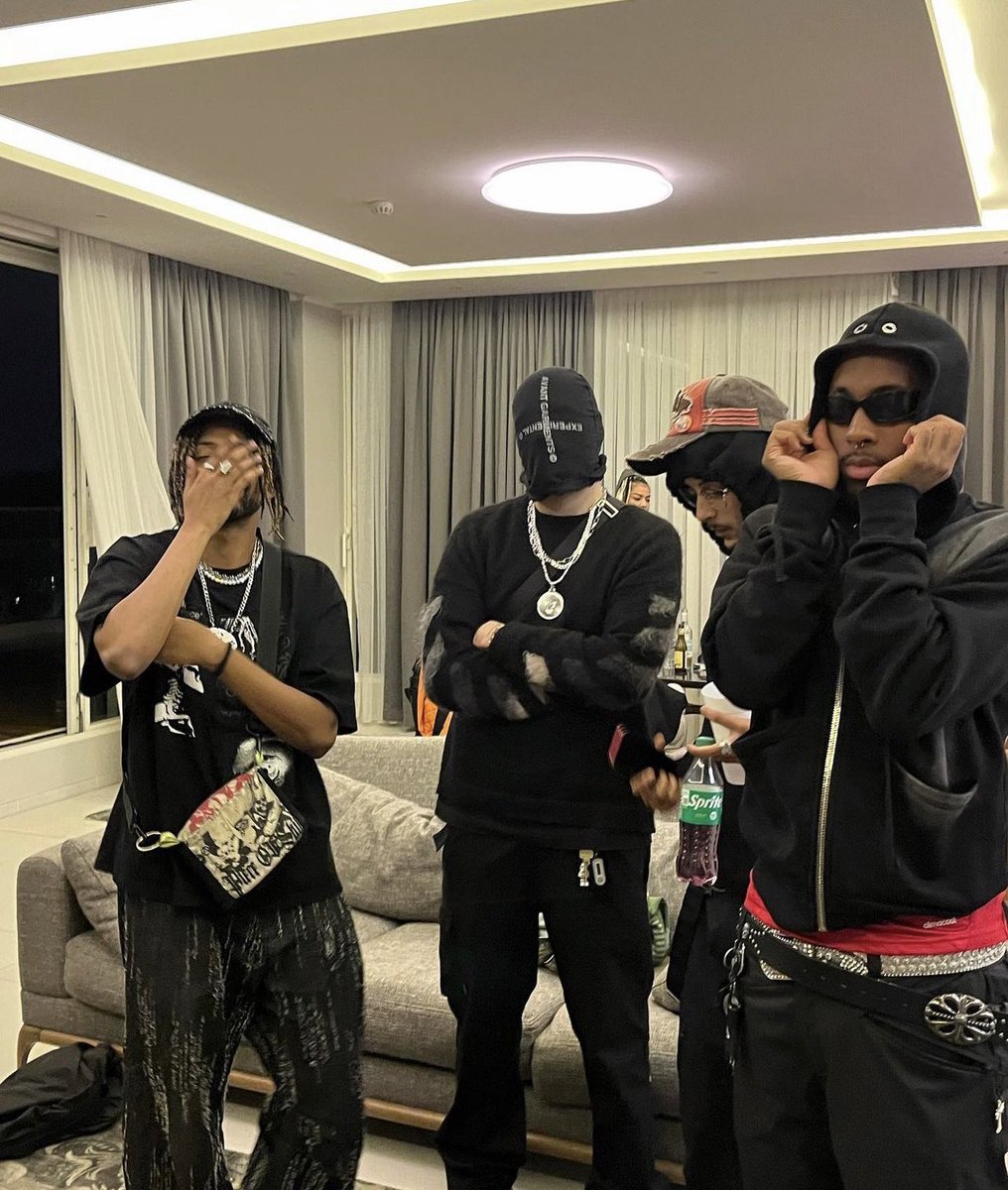 therealnottrvp's tweet photo. https://t.co/NS8KaGmUVW