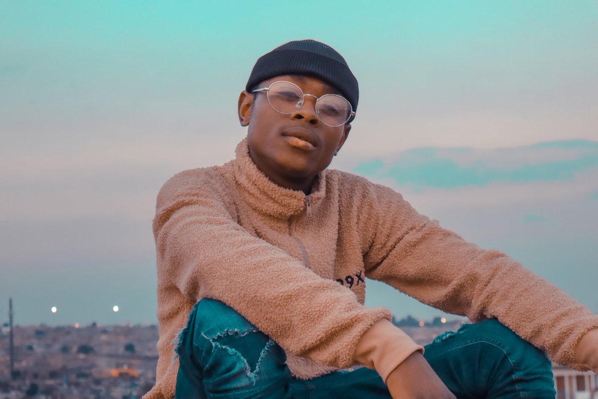 New music out and available on Spotify and Apple ✅️🔥🔥
.
paradise.fanlink.to/CountrytoCount…