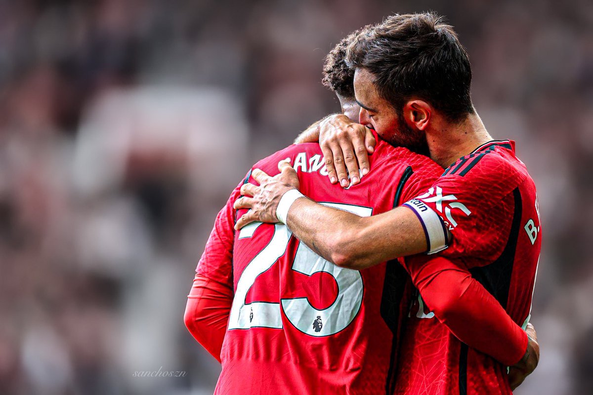 utdbelles's tweet photo. happy bruno miguel borges fernandes day ❤️ https://t.co/1Cxm1pyHY1