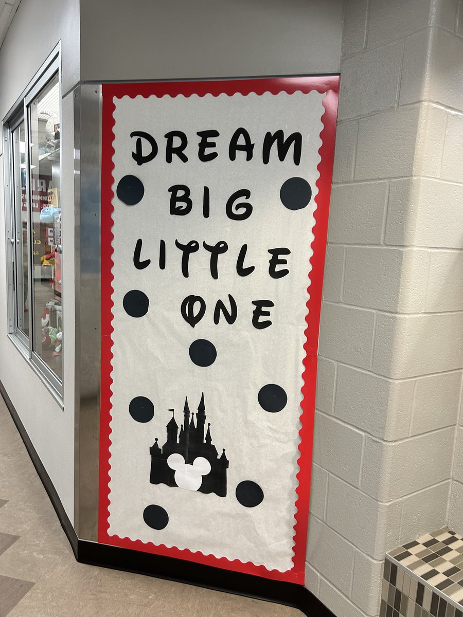 Jones46Sheri's tweet image. Magical SuCcEsS 🌟 @JSES_Stallions staff and vendors rocked our Fall Open House #LeadingandLearning #ChoosingtoCare #ShineStallionsShine