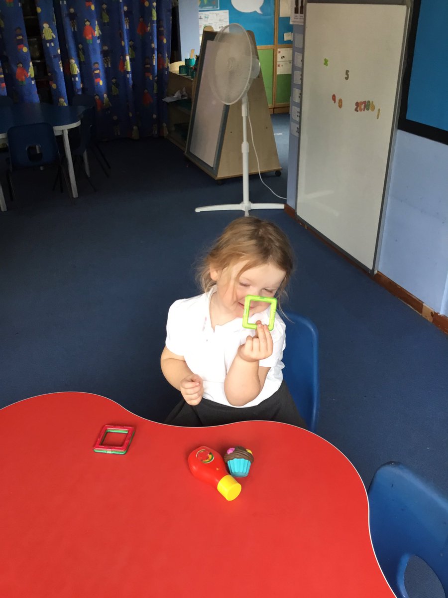 NurseryOPS's tweet image. We’re back from lunch and ready to learn!
#eyfsexpressiveartsanddesign #eyfspsed #eyfsmaths #playlearnandgrowtogether