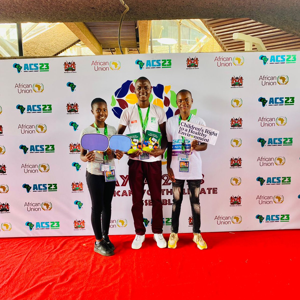 This week, the #AfricanClimateSummit took place. People in Africa suffer most from the consequences of the #ClimateCrisis - and they have contributed least to the problem. We were there to support young people from our projects, so their voices are heard! Thread (1/4) 

#ACS23