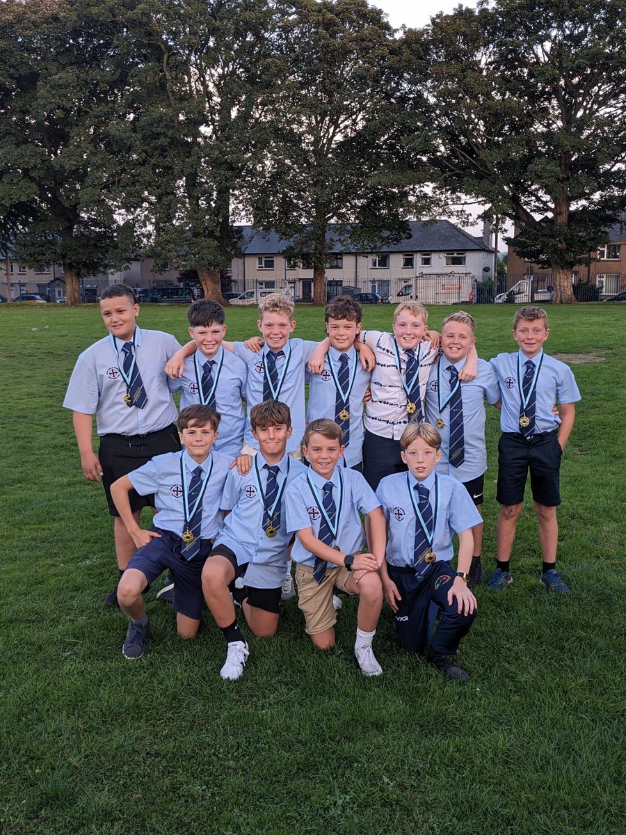 Well done to our amazing players who represented <a href="/NEWalesRugbyU11/">North East Wales Schools Rugby U11s</a> in the #DCThomasCup for 2022-2023 <a href="/WelshRugbyUnion/">Welsh Rugby Union 🏴󠁧󠁢󠁷󠁬󠁳󠁿</a>

The players did extremely well in  Winning the @samwarburton_ Spirit of Rugby Award, drawing the Final of the <a href="/llandoveryrfc/">Clwb Rygbi Llanymddyfri</a> 7s &amp; playing at <a href="/NeathAthletic/">Neath Athletic RFC</a> Gnoll.