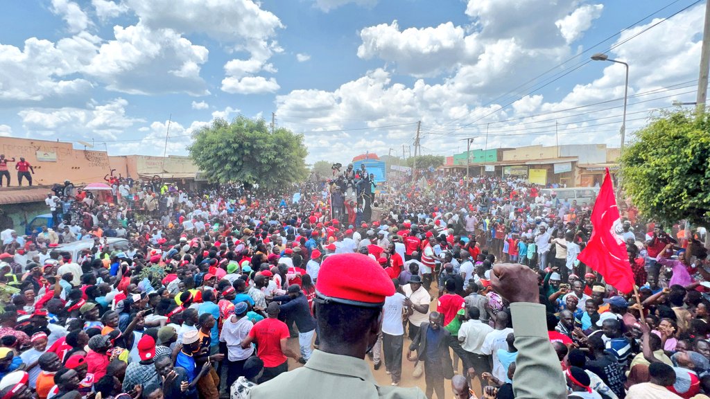 HEBobiwine's tweet image. Luweero, we are still coming.