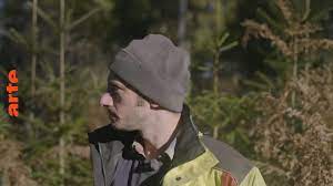 ForetsEnVie's tweet photo. REPORTAGE - A voir, sur Arte lundi 11 à 18h55, un  reportage sur les forêts et les associations qui les rachètent pour les préserver.  
L'occasion de découvrir Forêts en Vie, et son bail forestier pour une sylviculture douce. Pour nous rejoindre➡️ https://t.co/9gp5SQEtda https://t.co/4QFSgXlVut
