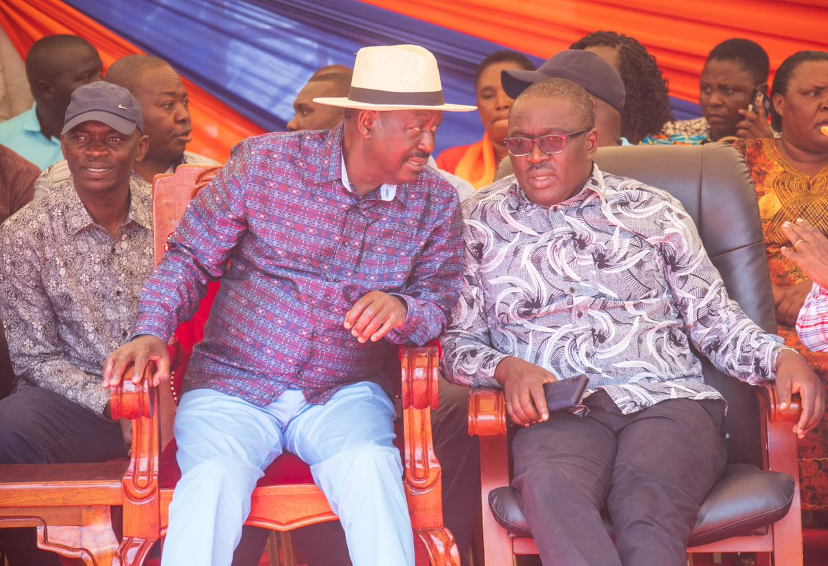 RailaOdinga's tweet photo. Fantastic discussion at Migori Leaders' Forum! Grateful for this county's energetic role in maandamano. Our party members in direct talks with our opponents are traitors. Let them use the proper channels. 

Development comes via structured processes, not dished out at statehouse. https://t.co/4w36KeHBQG