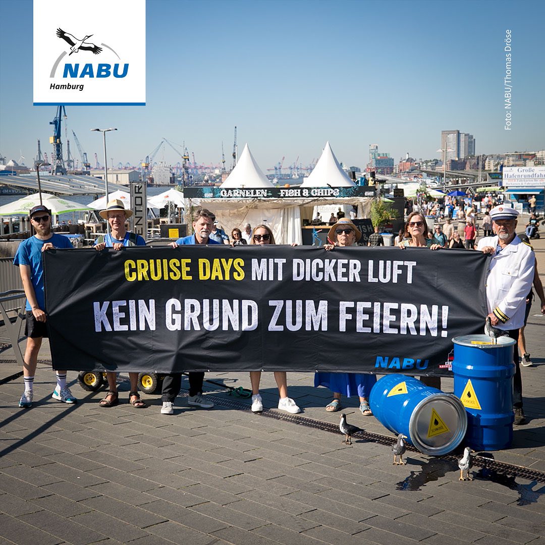 Die von der <a href="/HH_BWI/">BWI</a> unterstützten #CruiseDays bieten umweltschädlichen Kreuzfahrtschiffen eine unkritische Bühne. Die gesundheitsschädliche, aber vermeidbare extreme Schadstoffkonzentration von neun „weißen Riesen“ an drei Tagen ist für den NABU kein Grund zum Feiern.🛳️