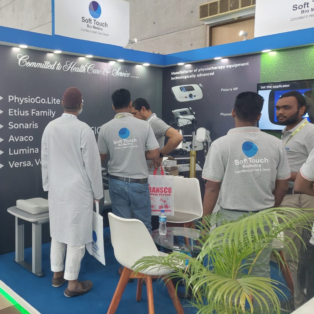 ASTARphysio's tweet photo. Our Team is now in Asia to support our partner and distributor, #SoftTouchBioMedics, during medical trades in #Bangladesh.
Thank's for inviting us to experience this together and giving us the chance to support you from a much closer distance.
#physiotherapy #fizjotechnologia https://t.co/j7MKJwcjBP