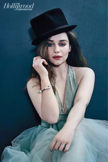 dante_sudo's tweet photo. Emilia Clarke for The Hollywood Reporter https://t.co/dEAtWkwVOA