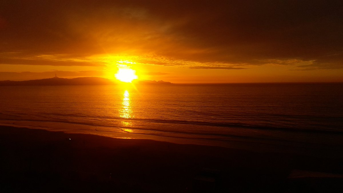 stapiap's tweet image. Atardecer ayer, amanecer hoy!!
#Coquimbo #LugardeAguasTranquilas